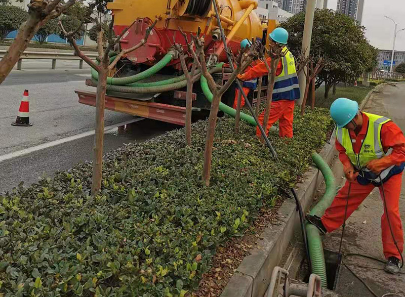 莱城市政管道清淤